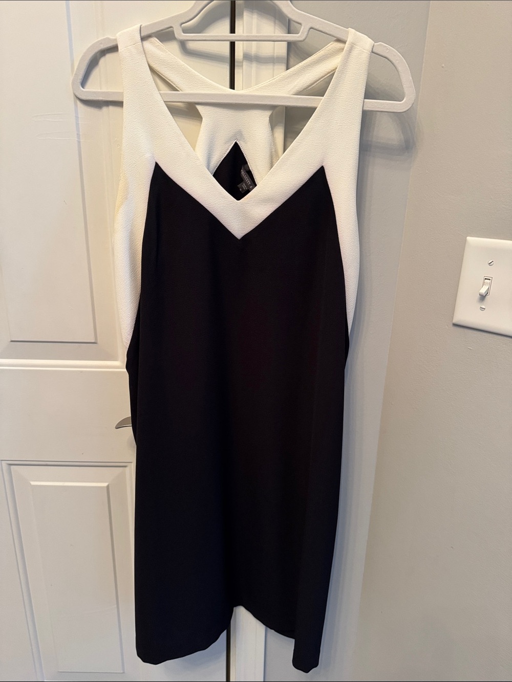 Felicity & Coco Black and White One-Shoulder Shift Dress